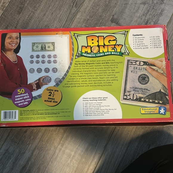 Big money, magnetic coins, and bills - Picture 6 of 9